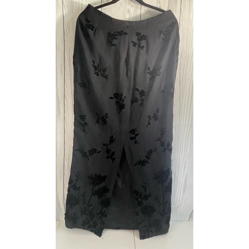 Vintage USA Made Laura Ashley Velvet Flowers Long Black Skirt Size 10 - Picture 2 of 10